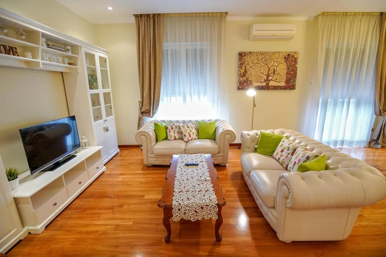 Country Home Bari